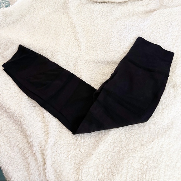 Lululemon High Times Crop *Tech‎ Mesh 6 - Picture 9 of 9